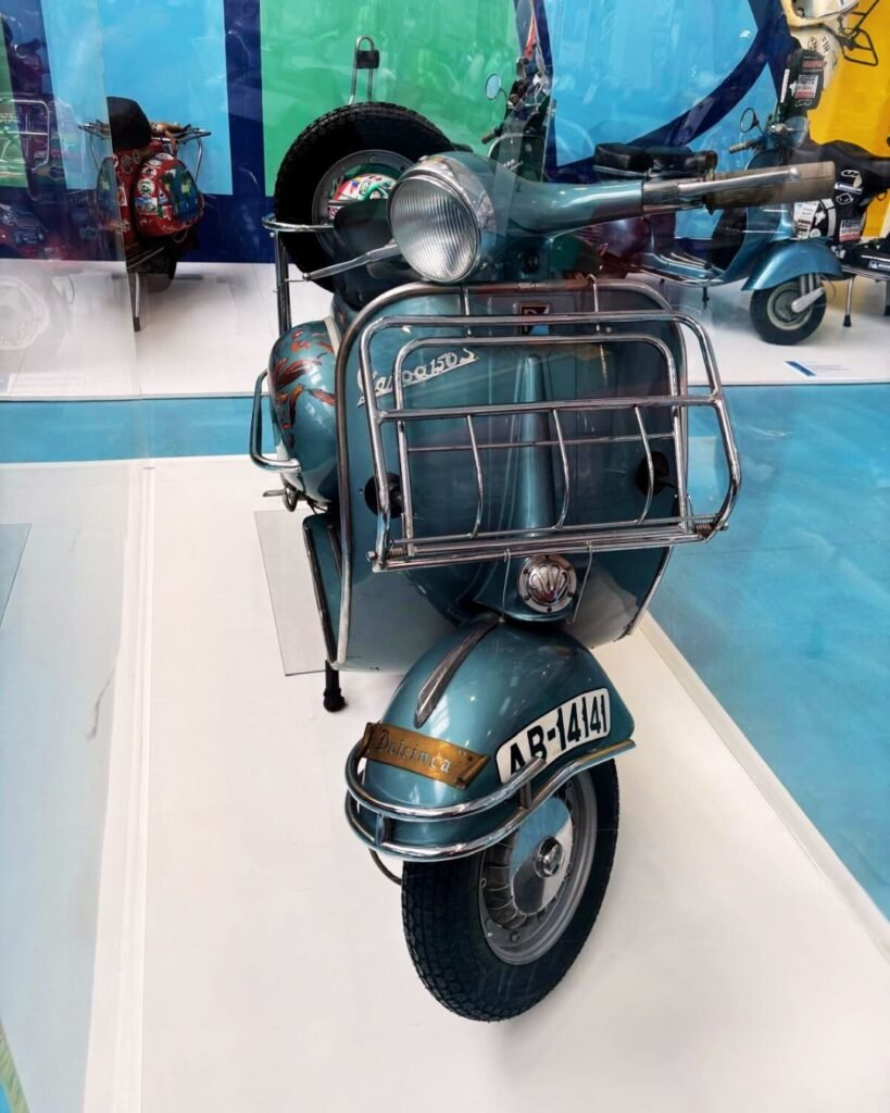 Vespa Pontedera con bambini