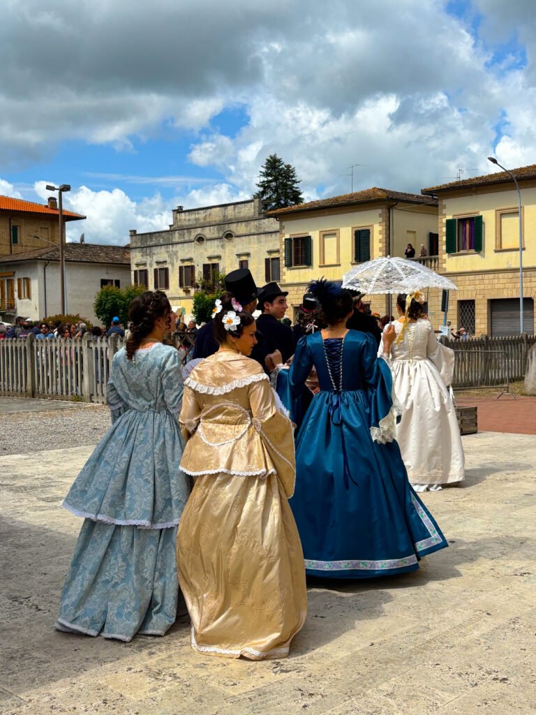 treno natura dintorni di Siena con bambini